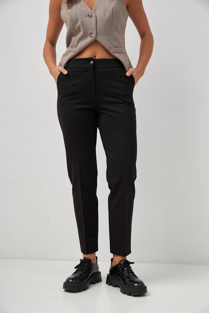 Pantalonii scurtați