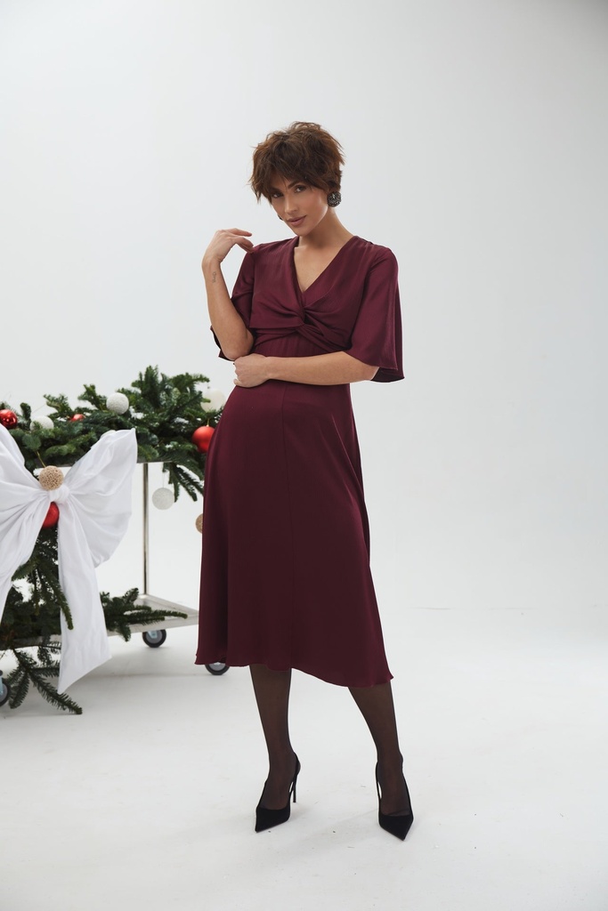Rochie cu răsucire