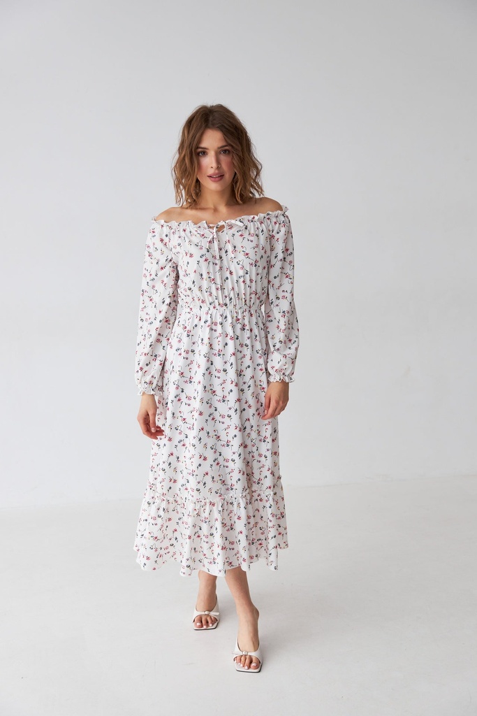Dress with long sleeves and bare shoulders