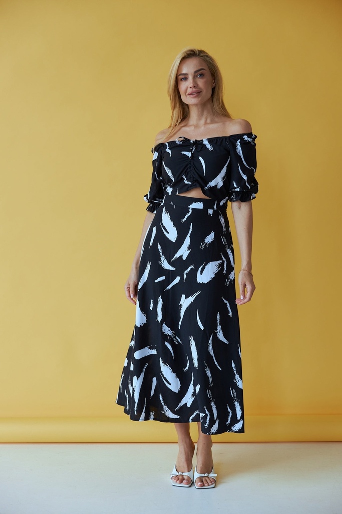 Crop top cu decolteu in V