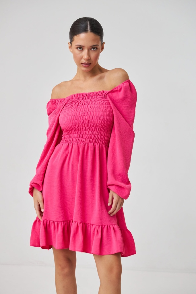 Elastic bodice dress with a ruffle at the bottom 