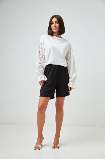 Shorts made of crepe
