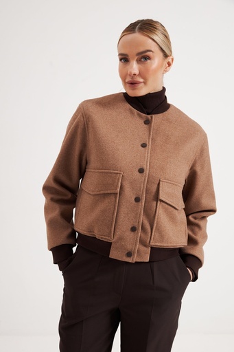 Bomber jacket with pockets