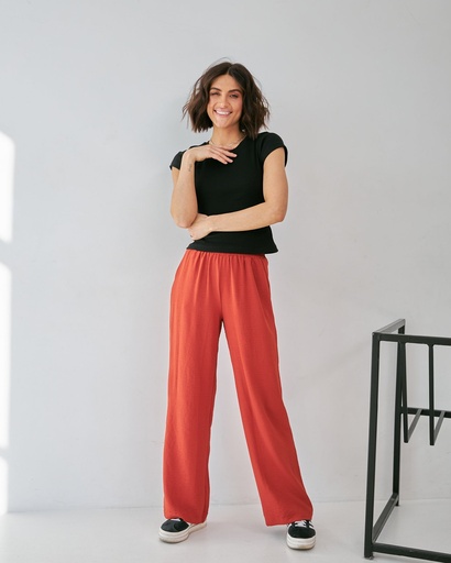 Pantaloni din crep american
